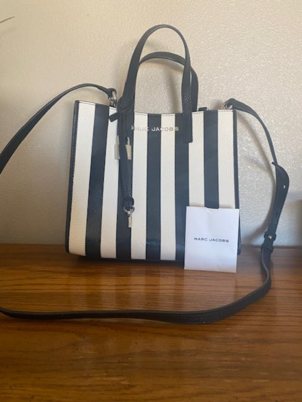 Marc Jacobs Purse - Picture 2 of 3